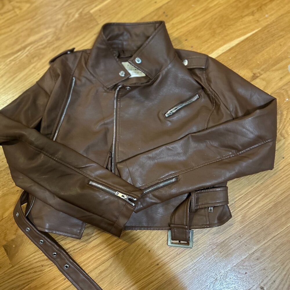 Ashley Outwear cropped leather jacket, Brown with silver zipper, size US 8